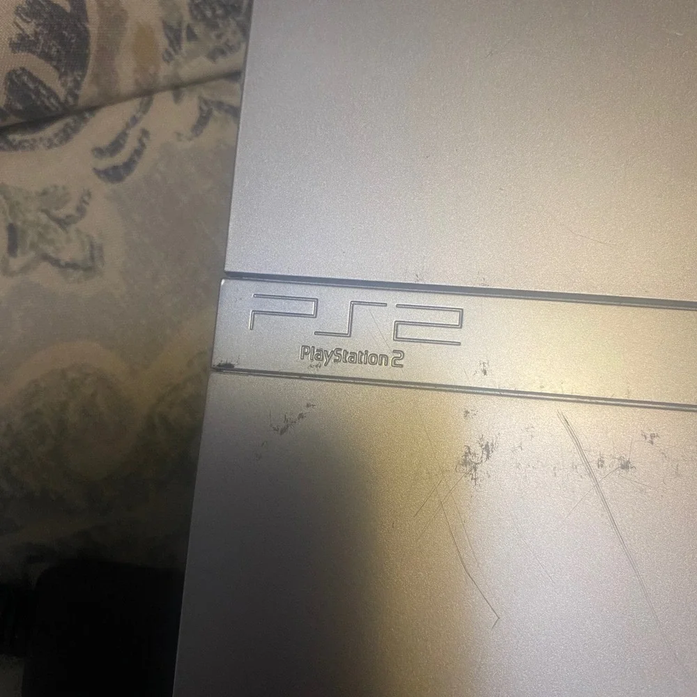 Sony PlayStation 2 PS2 Silver Console Bundle With Controller AC Adapter AV Cable - Picture 3 of 9